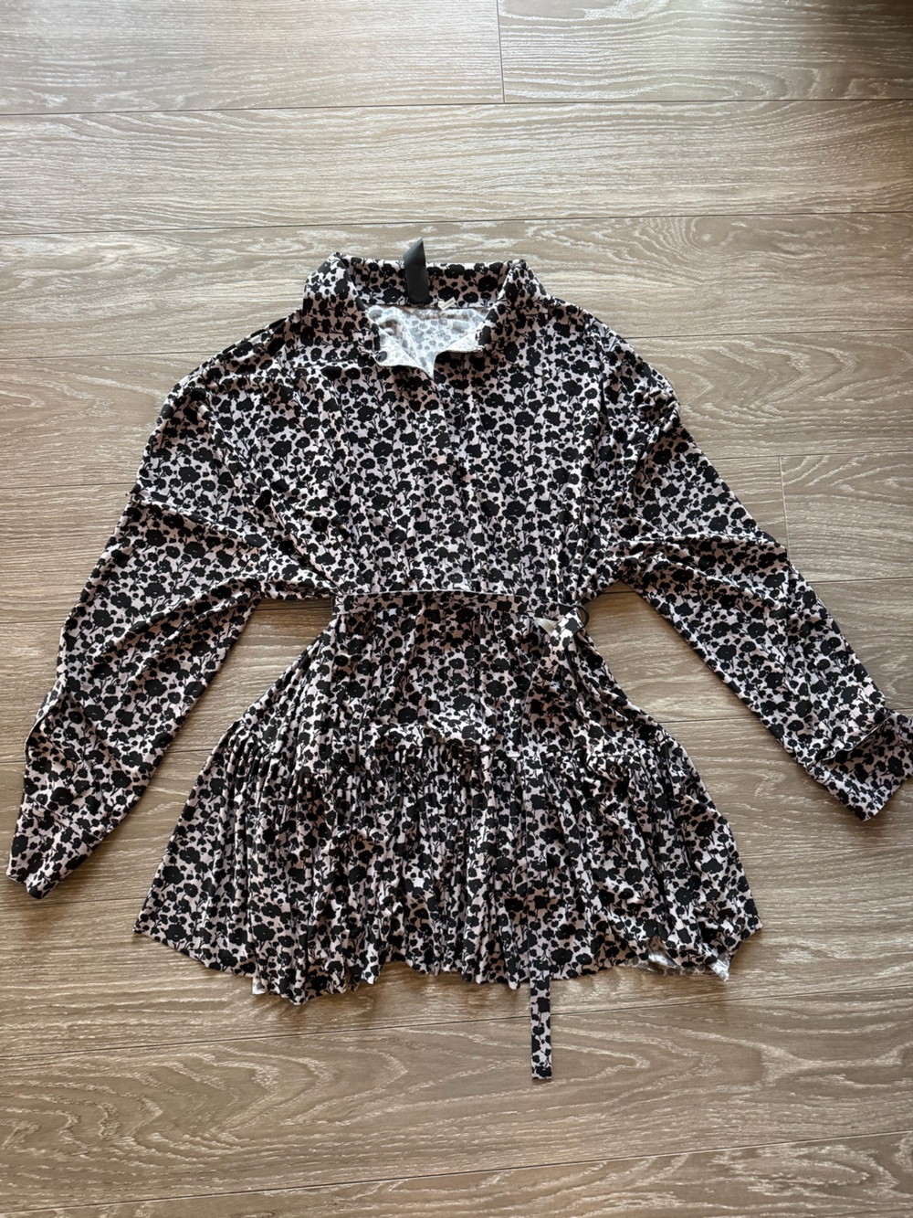 Black and Lavender Oversize Floral Mini Shirt Dress